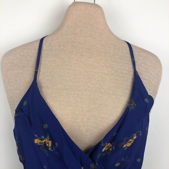 Lucy Love wrap maxi dress - Picture 9 of 10